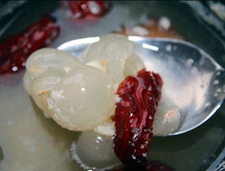 桂圆干的多种吃法，桂圆干有哪些吃法（吃红枣不如吃桂圆）