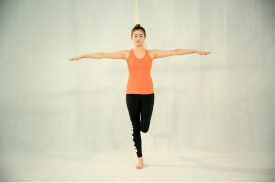 变向是什么意思，xxs是什么意思（每个跑友都应该看一看的崴脚知识）