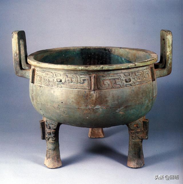 鼎鼎大名的鼎是什么意思,鼎鼎大名的鼎是什么意思解释(你知不知道吃货