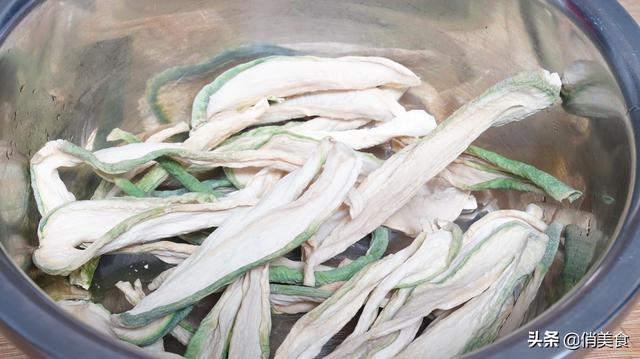 简单自制萝卜干，萝卜干这样腌制只需简单几步
