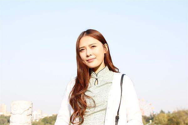 比基尼毛发太浓密怎么办，比基尼毛发太浓密怎么办女生（女生汗毛多，一般有哪些原因）