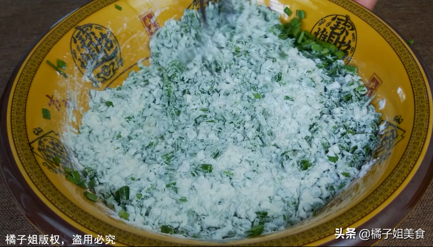 图片[4]-【香脆韭菜薄饼】做法步骤图 一顿做了30个 上桌扫光-起舞食谱网