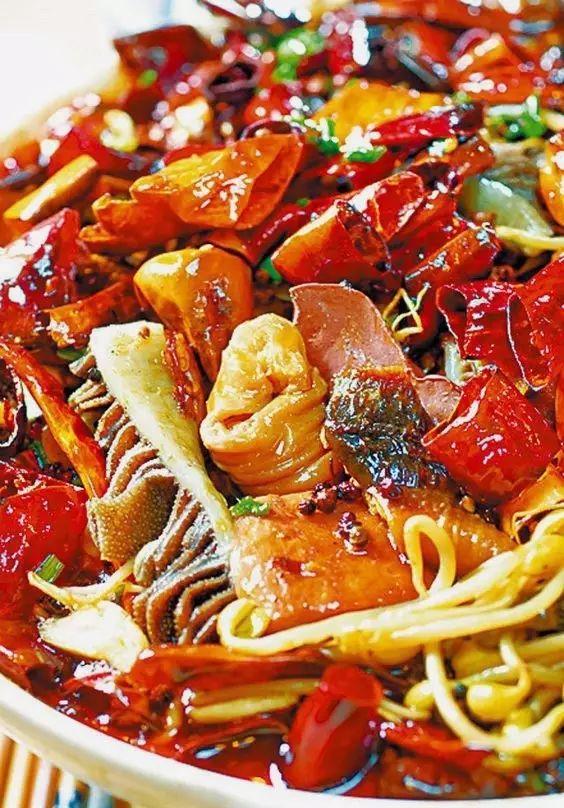 巴适得板什么意思，巴适得板是什么梗（这个天气，吃点川菜，巴适得很）