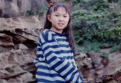 10岁爆红名气不输杨钰莹，却被“身亡”20年，卓依婷如今怎么样了