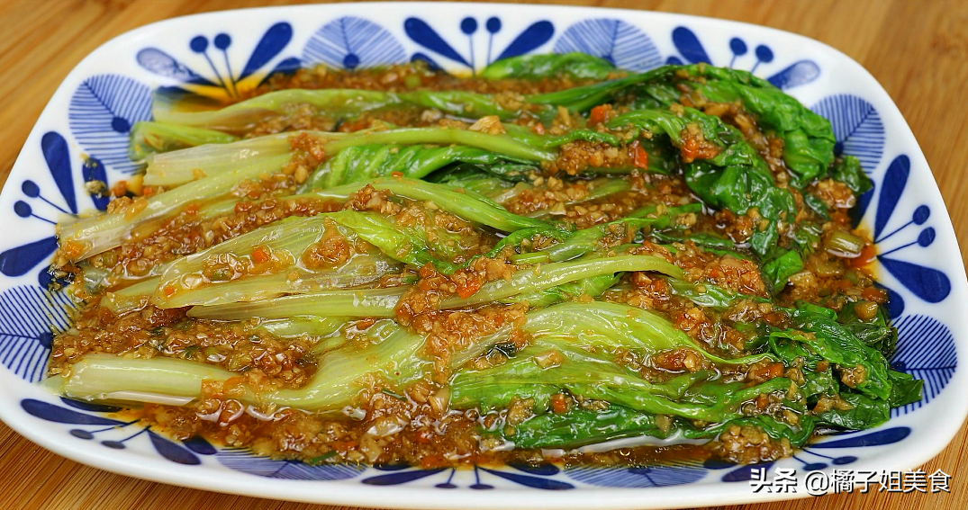 【蠔油生菜】做法步驟圖 營養(yǎng)美味 給紅燒肉都不換-起舞食譜網(wǎng)