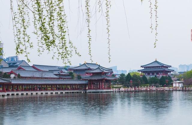 去西安应该怎么玩，去西安应该去哪玩（看遍十三朝古都历史变迁）