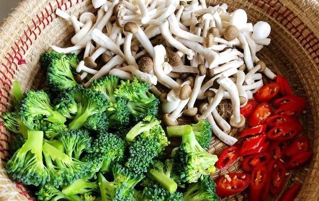 通便减肥食物，通便减肥食物有哪些（便秘最怕这3种菜）