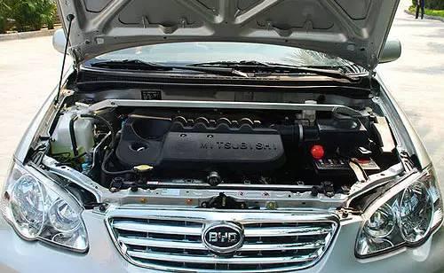 气门的类型可以分为哪些，气门按照结构可以分为（汽车发动机的种类可以细分为50多种）