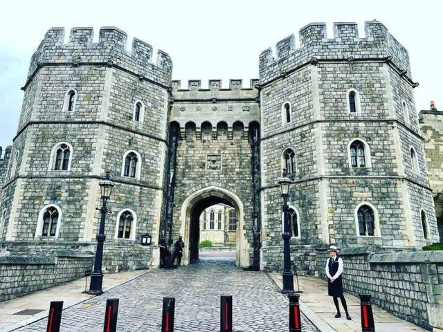 好听的城堡名字，有诗意的城堡名字（王的荣耀披着铠甲）