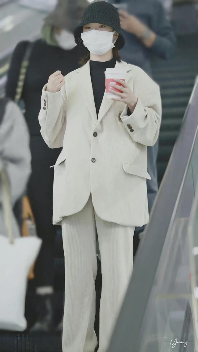 星黛露✨，星黛露太可爱了（宋祖儿周雨彤也是最时髦的DNT女孩图片）