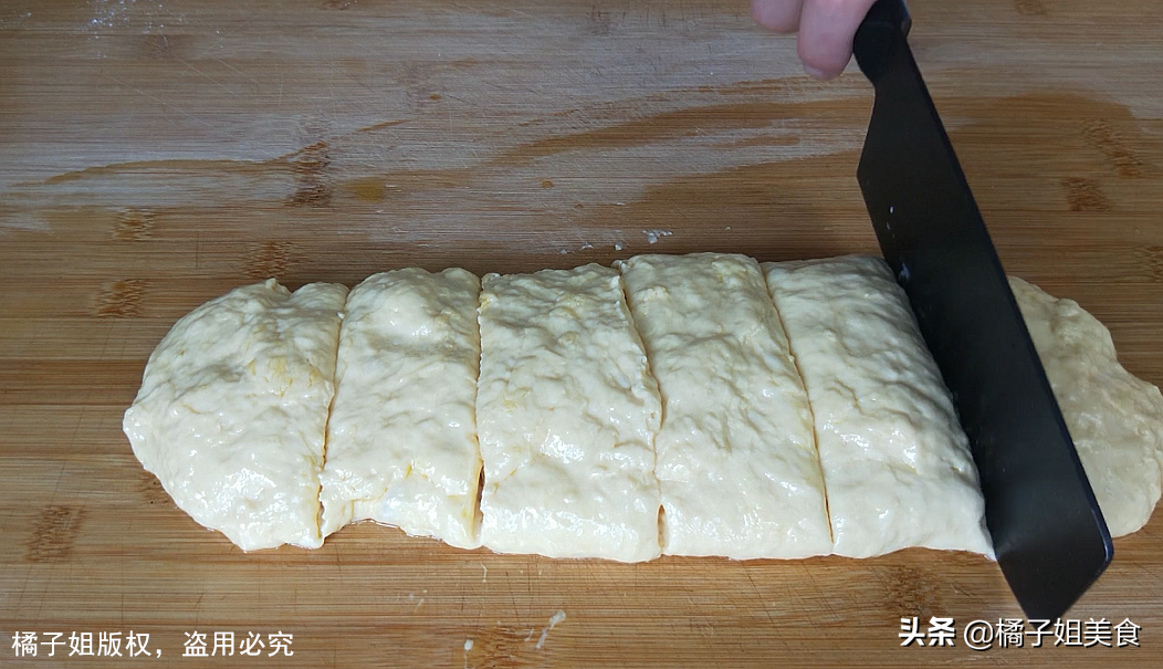 图片[4]-懒人早餐新宠：无需揉面的酥脆蓬松饼 10分钟搞定 比油条还简单-起舞食谱网