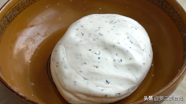 糯米球的做法，怎么做糯米糕（外脆里糯奶味十足）