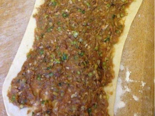 葱香煎饺的做法，香煎饺子的做法（香葱猪肉馅不仅能做饺子）