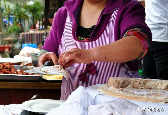 白砍兔怎么煮才嫩，白砍兔煮多少分钟（李庄白肉是最吸睛的美食）