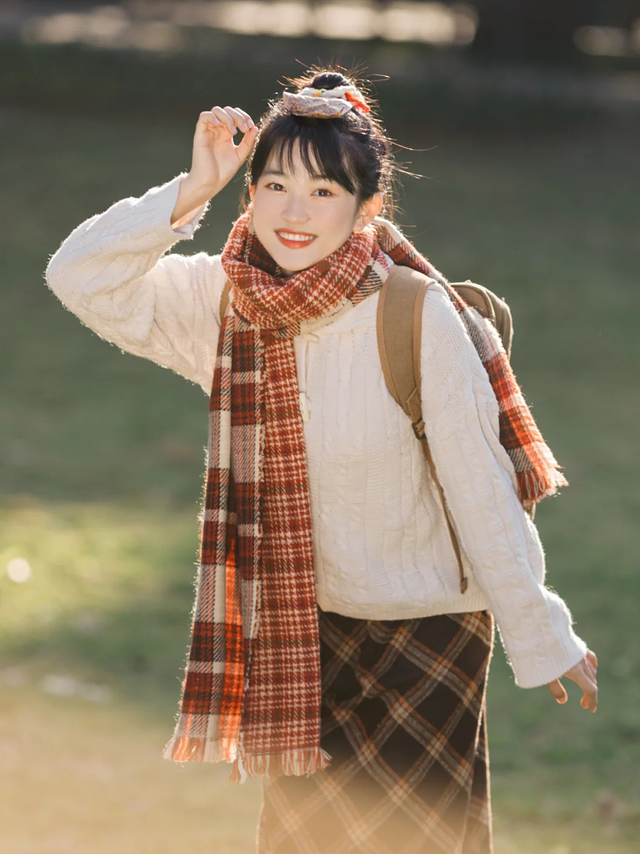 矮个子服装搭配图片，矮个子女生成熟穿搭（小个子照着穿美爆整个冬天）