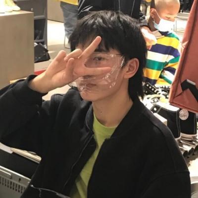 Thorns(荆棘)网名，Thorns(荆棘)微信昵称（飒酷快手昵称大全男生霸气英文率性风范儿）