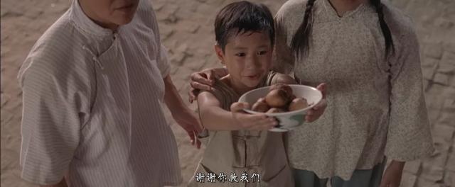 梁小龙秃头吗，被迫跟着我爹看了12遍