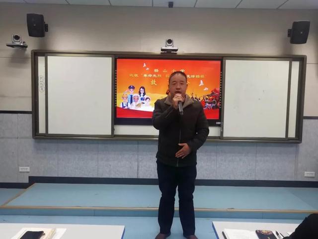 李爱民小英雄的故事，李爱民的革命小故事（--桥山小学五年级红色故事会）