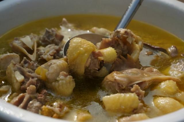 煮肉什么时候放盐，炖牛肉放盐什么时候合适（不管炖啥肉不要提前放盐）