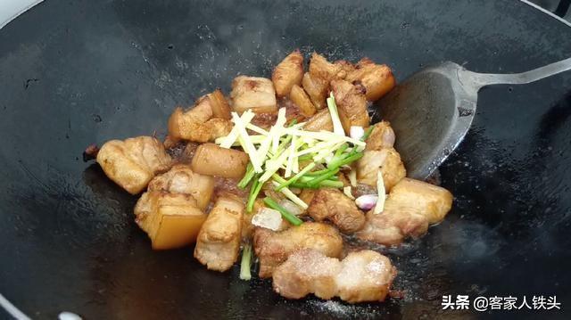 正宗焖肉的做法，最爱客家一道特色焖肉