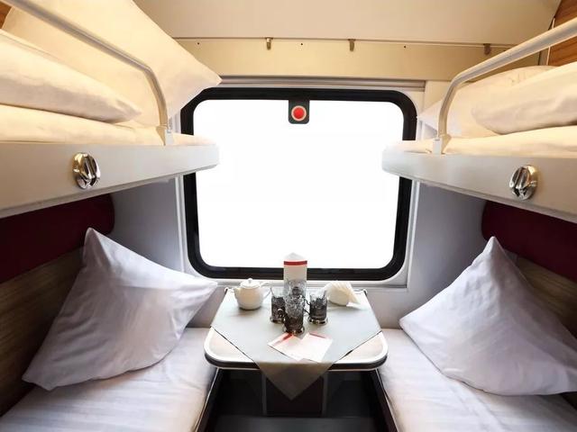 硬卧和软卧的区别图，硬卧和软卧的区别（生活小常识：软卧并不软）