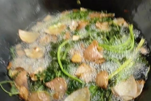 香油的制作方法，纯香油的制作方法（你做的红油、香油比酒店的还香）