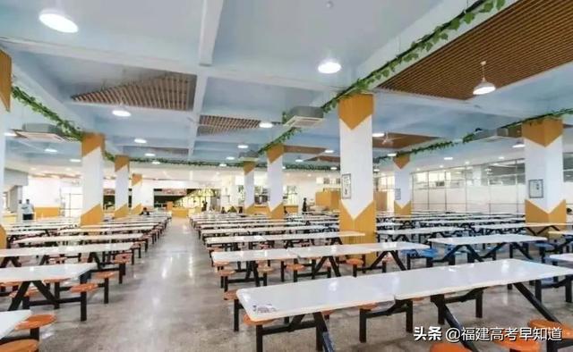 厦门东海学院怎么样，厦门东海职业技术学院怎么样（福建省专科院校食宿条件大比拼）