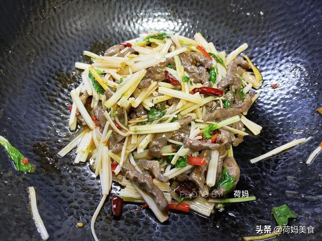 芹菜炒牛肉,芹菜炒牛肉的功效與作用(芹菜炒牛肉我家經常吃)