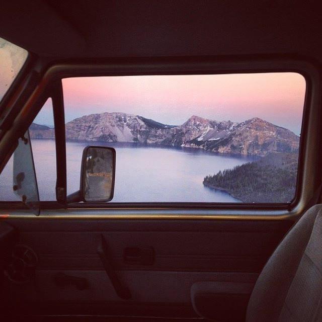 双向的奔赴才有意义.想见你  今日份朋友圈背景图，双向奔赴的相见才有意义（双向的奔赴才有意义）