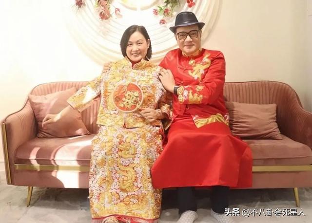 鲁振顺年轻时候，64岁港星被58岁内地妻子“求婚”