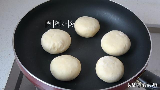 烤箱制作发面饼的方法，比馒头好吃的发面饼