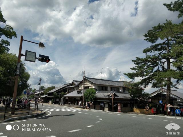 国航最高级别什么卡，国航白金卡什么级别（经济舱也能享受贵宾室、提前选座等权益）