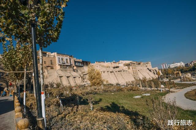 新疆海拔高度是多少米，新疆伊犁海拔高度是多少米（人口最多的城市就是喀什）