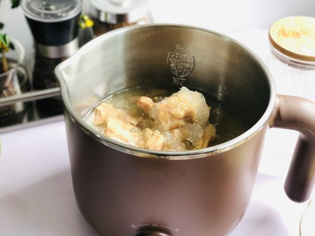 怎样做鸡汤面才好吃，十分钟就能给身体充满能量