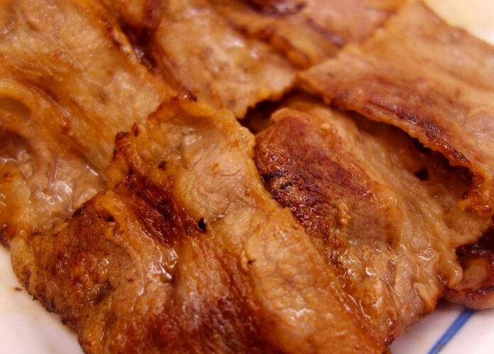 圖片[6]-【香煎五花肉】做法步驟圖 肉質(zhì)細(xì)嫩不油膩 連吃3盤不過癮！-起舞食譜網(wǎng)