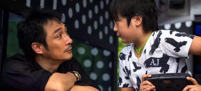 冲上云霄2收视率，冲上云霄张智霖制服重量（吴镇宇新片妙趣横生）