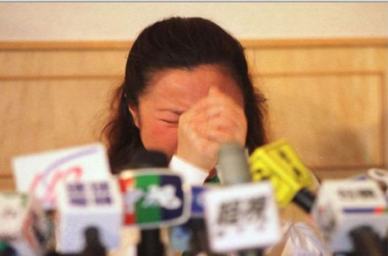 6位被绑匪胁迫的明星，刘嘉玲被绑拍照，刘德华被枪顶头拍电影