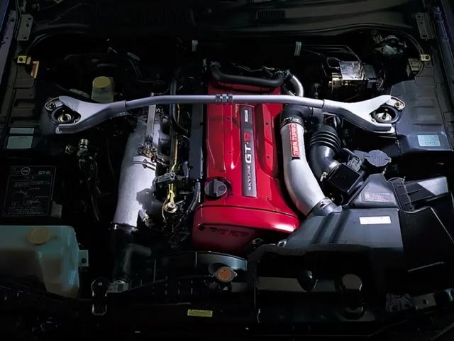 日产skyline，日产skyline在国内叫什么（日产Skyline GT-R）