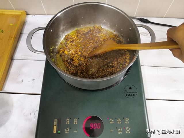 蒸包子发面的方法，怎么样发面做包子（面发得又快又好）