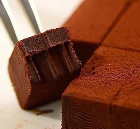 【生巧克力】做法步驟圖 口感更舒適 牛奶般絲滑！-起舞食譜網