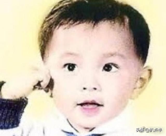 “最爱宣萱”的张卫健为何转身娶了张茜？相伴22载至今无子