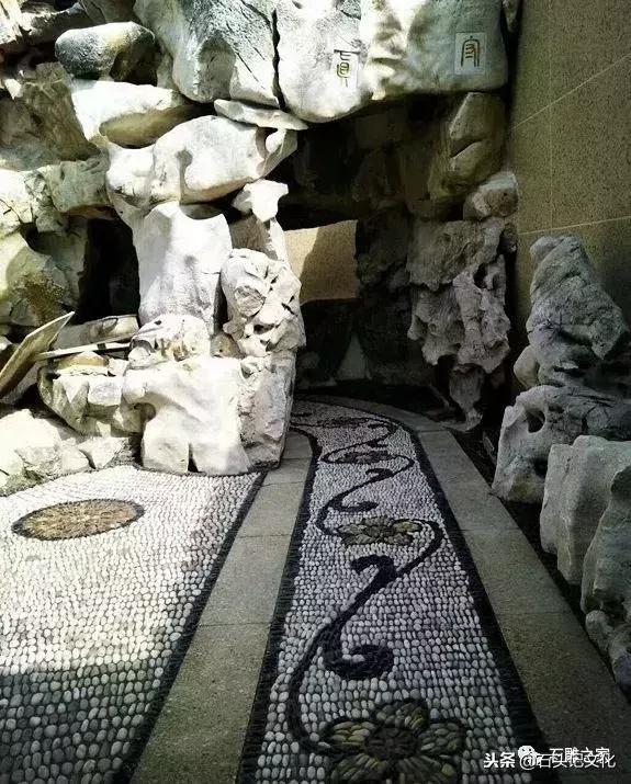 鹅卵石铺装,铺鹅卵石一平米人工费多少钱(超有价值的鹅卵石铺路方法) 鹅卵石铺装,铺鹅卵石一平米人工费多少钱(超有价值的鹅卵石铺路方法)