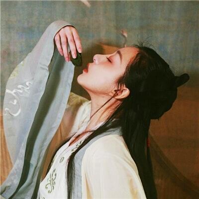 夕颜网名，夕颜微信昵称（诗意的古风淡雅网名青纱挽妆-可爱点）