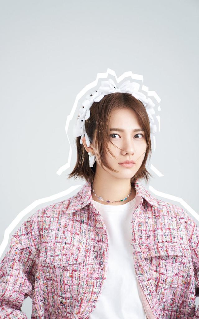 姜珮瑶个人写真，姜珮瑶时尚摩登写真大片