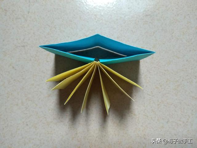 如何自己DIY制作手工书笔记本，怎么做手工笔记本（几张纸就能自己DIY一本漂亮的本子）