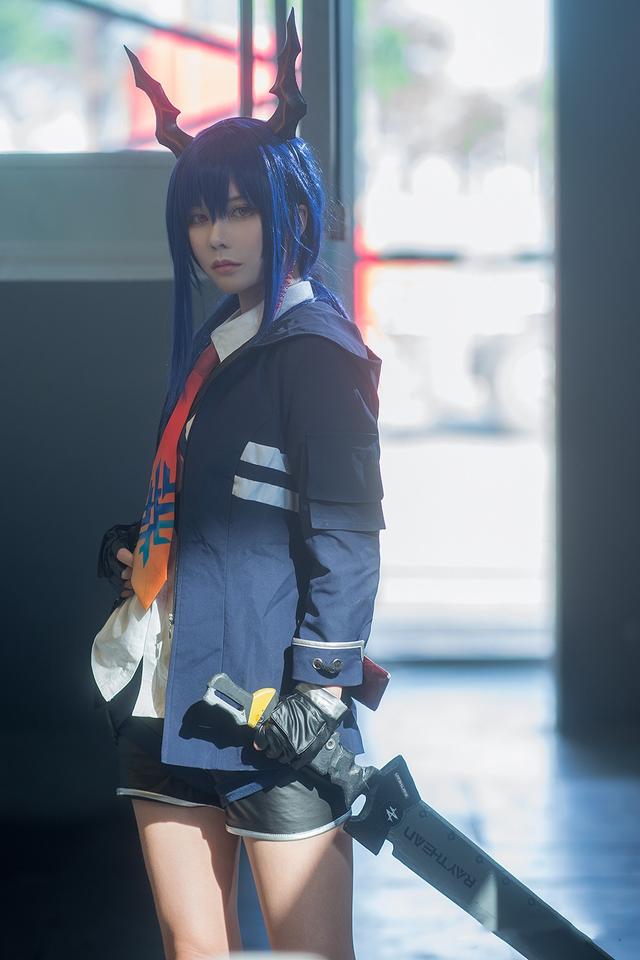 陈sir什么意思，为什么要叫陈sir（四位国人COSER扮演的手游《明日方舟》角色陈SIR）