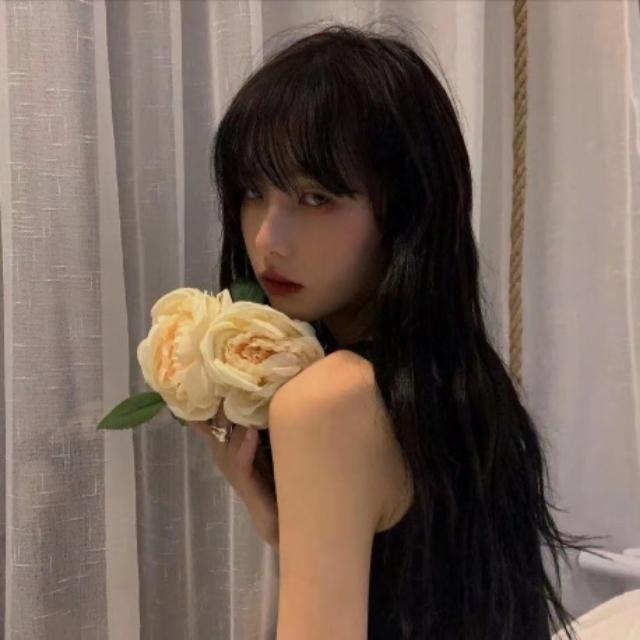 女生头像 我不喜欢你 请勿打扰微信，女生头像 我不喜欢你 请勿打扰（女生头像及文案“你不用躲我）