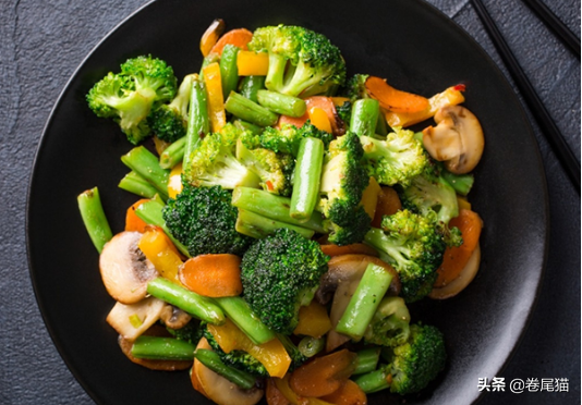 善存维生素怎么吃咀嚼吗，善存维生素食用方法（每天一片补齐所需维生素）