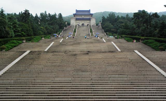 南京中山陵平面图，南京中山陵立面图（探访南京老建筑：中山陵）