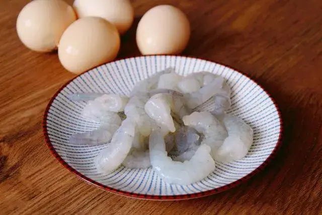 熟虾仁怎么做好吃，煮熟的虾怎么做好吃（好吃到哭的3种虾仁做法）